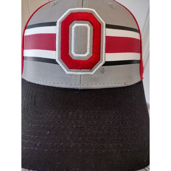 Ohio State x FAN1 | OSU "Block O" Embroidered Snapback Hat OSFM - Picture 3 of 11